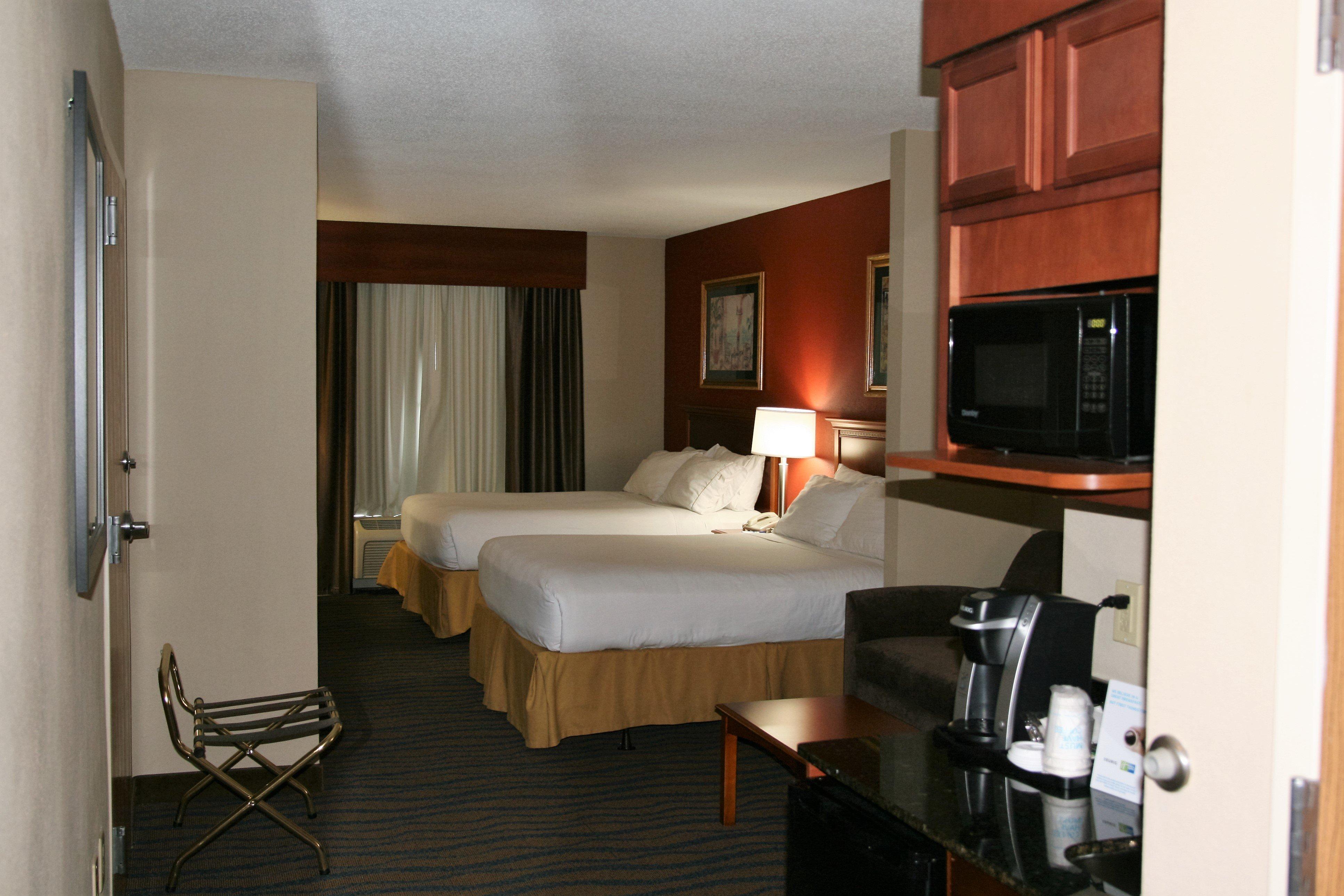 Holiday Inn Express Hotel & Suites Brooksville West, An Ihg Hotel Exterior photo