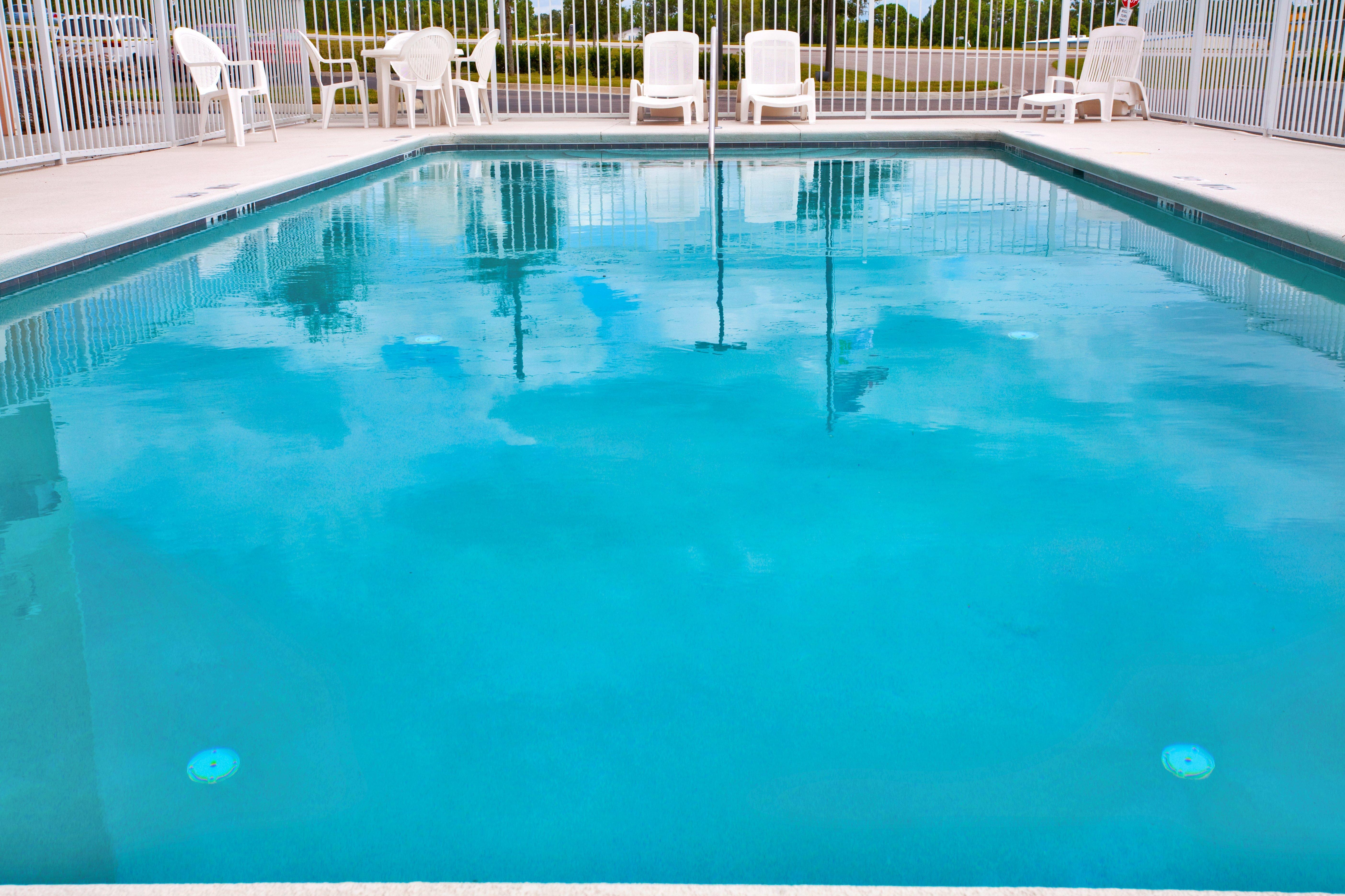 Holiday Inn Express Hotel & Suites Brooksville West, An Ihg Hotel Exterior photo